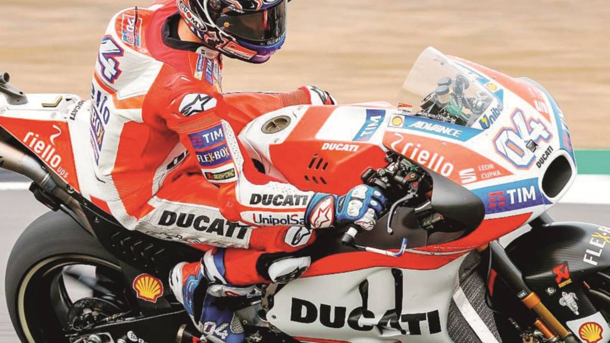 Andrea Dovizioso si prende vittoria e primo posto in classifica