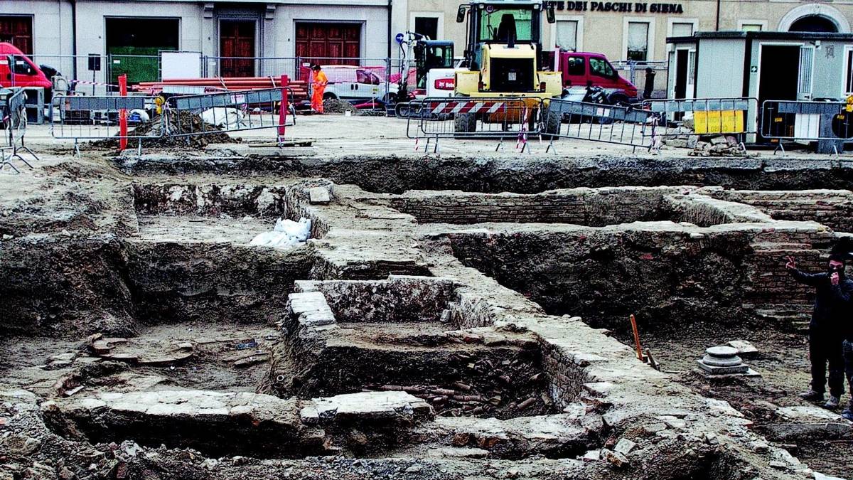 Dal cantiere spunta l'abside di Sant'Agnese