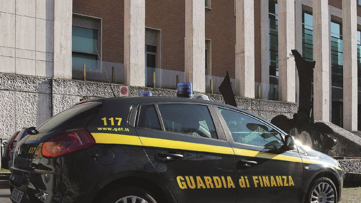 Tangente per un appalto in Sardegna, arrestato forlivese
