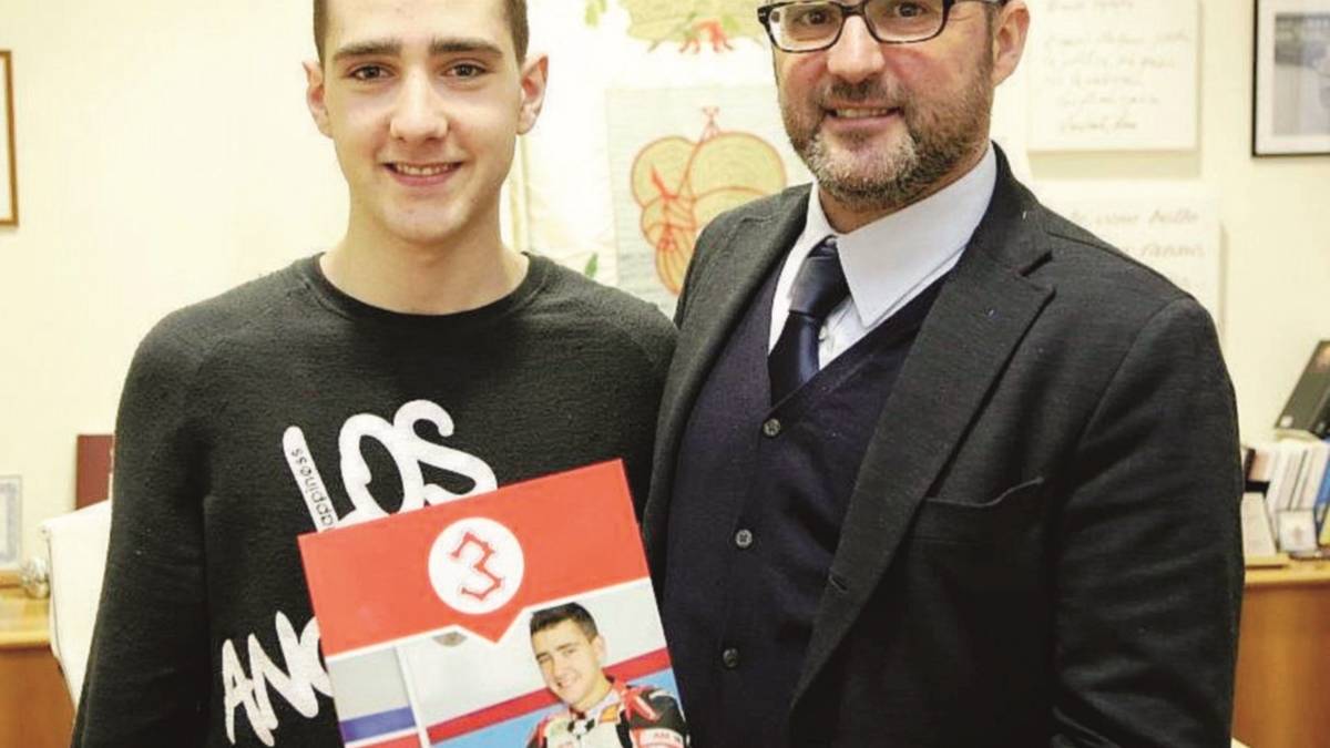 Il pilota Matteo Ferrari sprinta in Provincia