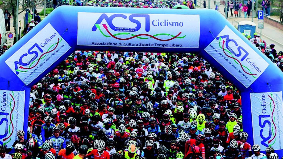 Granfondo Via del sale : in seimila al via