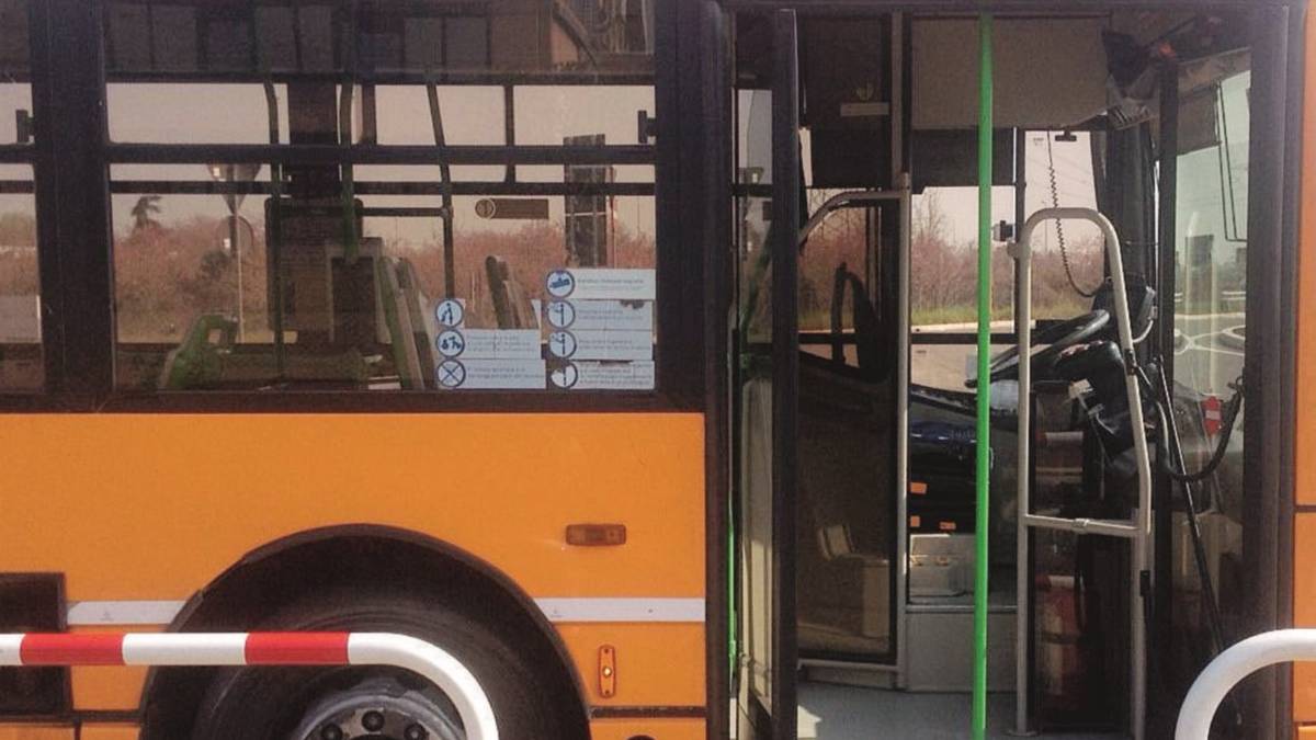 Ravenna, Comune bocciato sulla mobilità dai suoi dipendenti