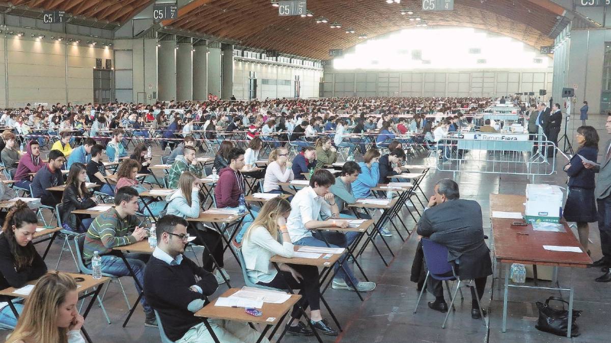 Test di medicina: invasione di studenti alla Fiera
