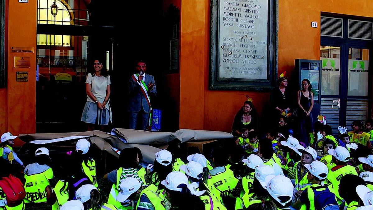 Piazza del Popolo invasa da 500 bambini Nati per camminare