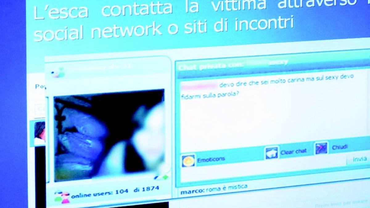 Ricatti sessuali, riminesi nella rete