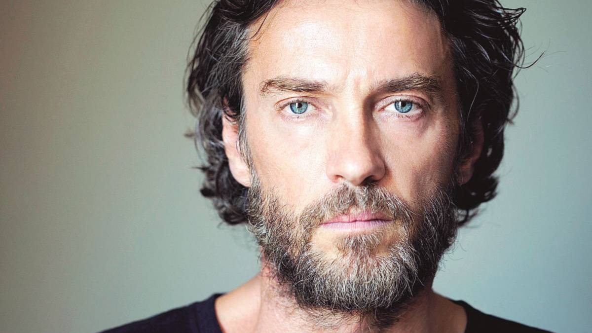 «Difficile essere attore? Il difficile è restare con i piedi per terra ed essere uomo»