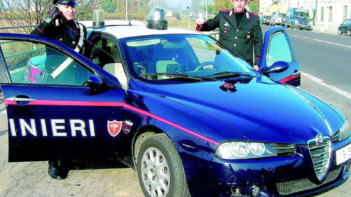 Minaccia di uccidere la madre, imolese allontanato da casa