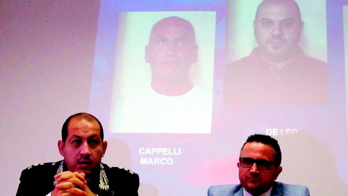 Ballerine squillo al night, cinque arresti