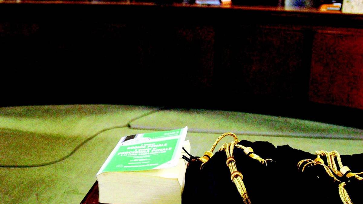 Violenza sessuale a ragazzina, quindicenne arrestato
