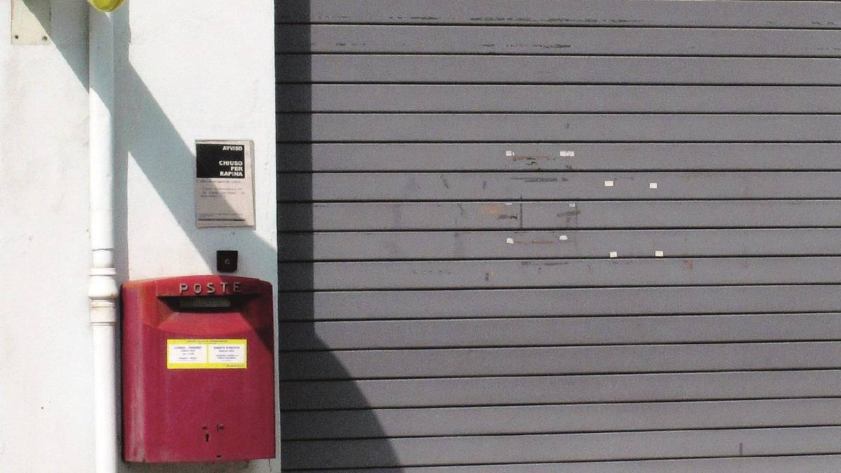 Chiusura delle Poste a Porto Corsini, il sindaco: «Pronti ad azione legale»