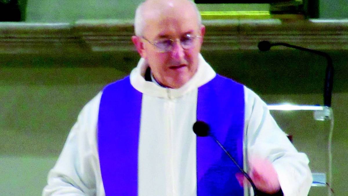 Addio don Tonino, prete vicino alla gente