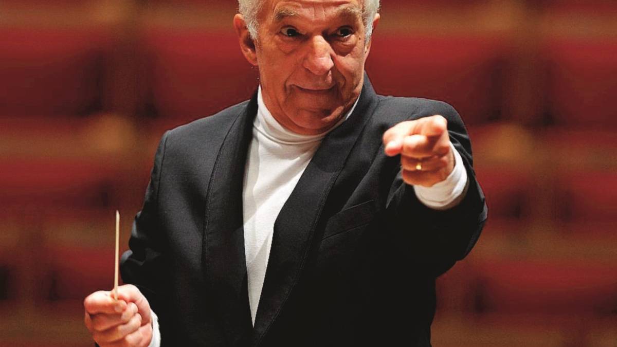 Ashkenazy festeggia i 25 anni dell'Accademia che ha fatto di Imola la capitale del pianoforte