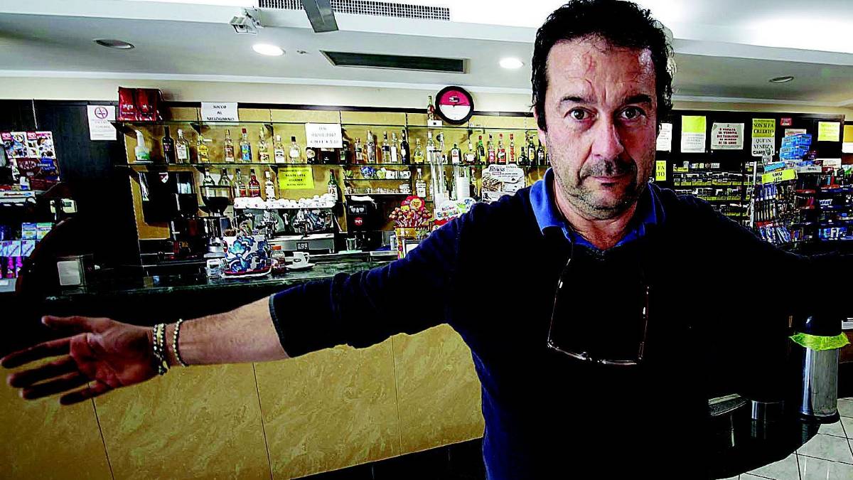 Ennesimo raid al Bar Sport: è il colpo numero 24