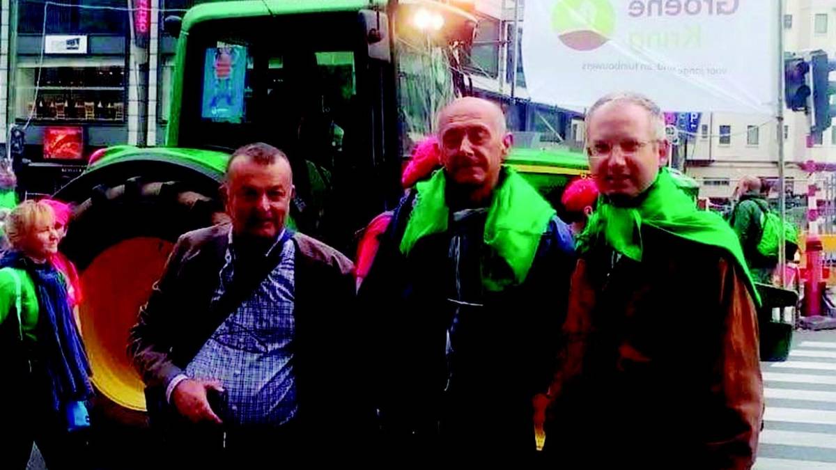 Agricoltori cesenati in protesta a Bruxelles