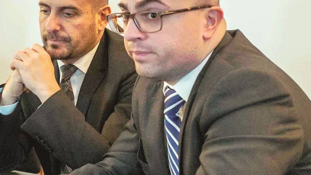 Celli: rigore, crescita e giustizia sociale. L'opposizione: sale la pressione fiscale