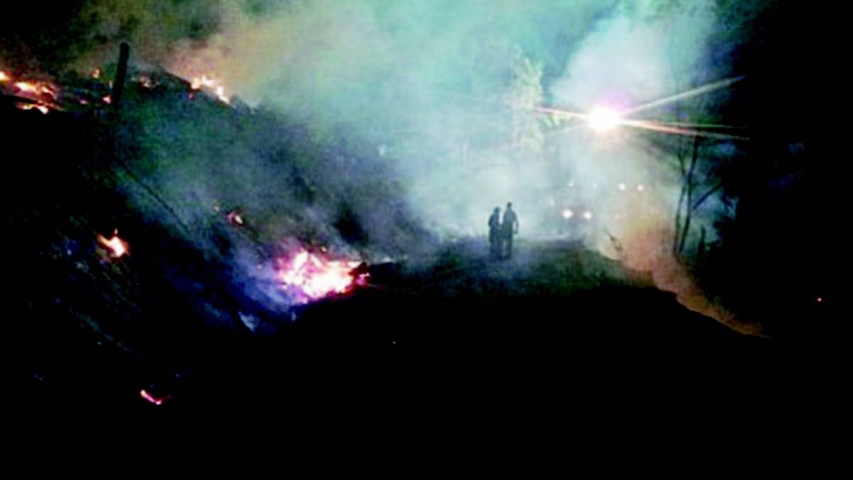 Campo scout minacciato da un incendio