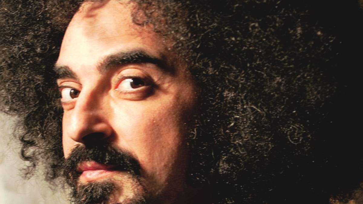 Ultimi posti disponibili per il concerto di Caparezza al PalaGalassi