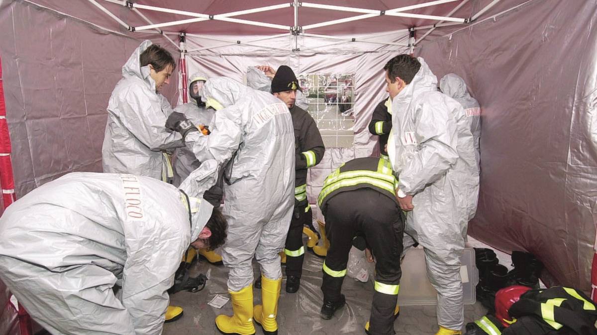 Orogel: fuga di ammoniaca nella notte