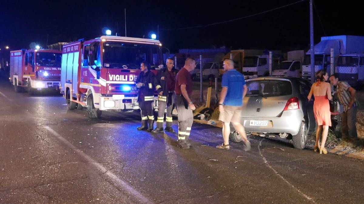Pauroso schianto sulla via Emilia