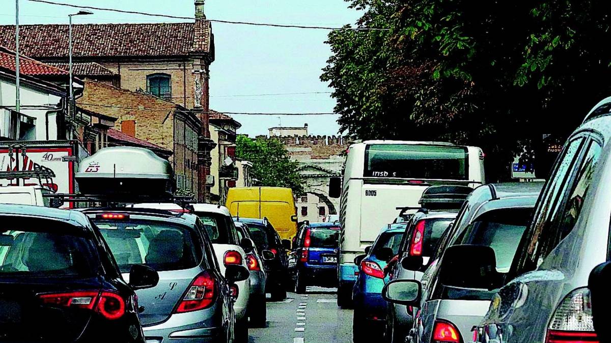 Riminesi al volante, i premi assicurativi decollano