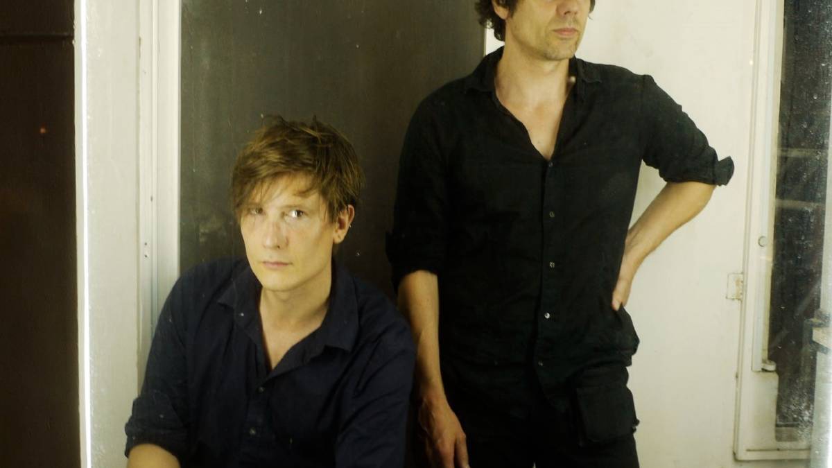 Transmissions alla settima vira sul folk