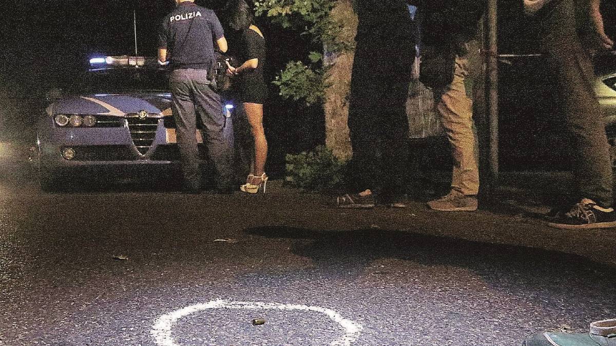 Spari al Crazy Love, si cerca tra i clienti