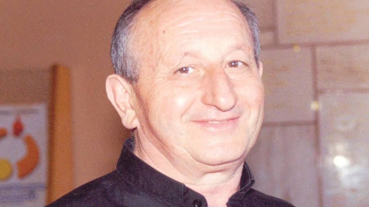 Addio a don Romano, il prete degli ultimi