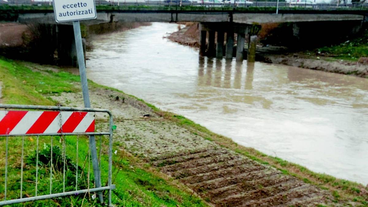 Argini a groviera per colpa dei tassi