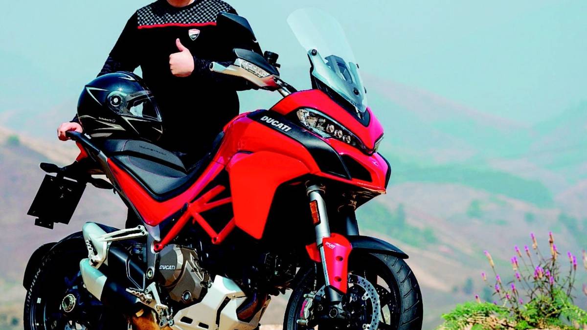 In moto dalla Cina per il mito Ducati
