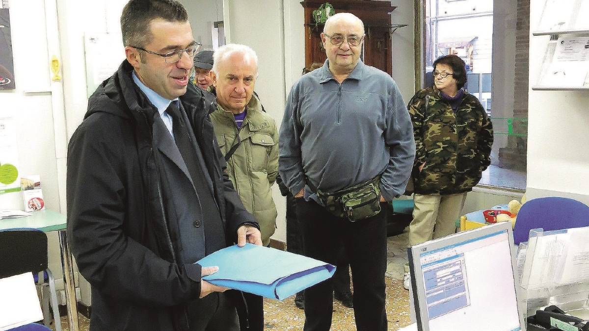 Migliaia di firme contro antenne e nuove edificazioni