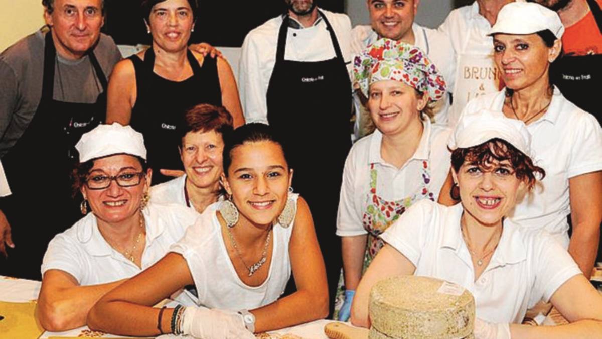 Anche Mara Maionchi si gusta la piadina