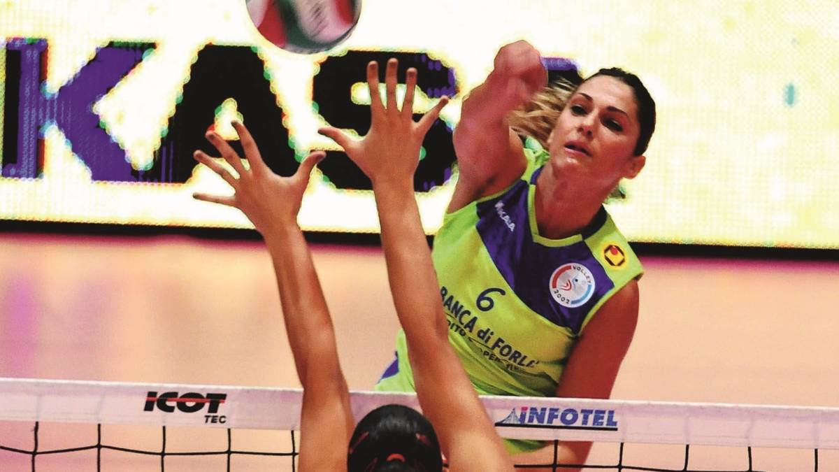 Carmen Turlea saluta Forlì
