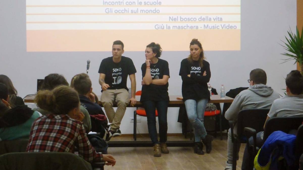 Droga: incontri con gli studenti