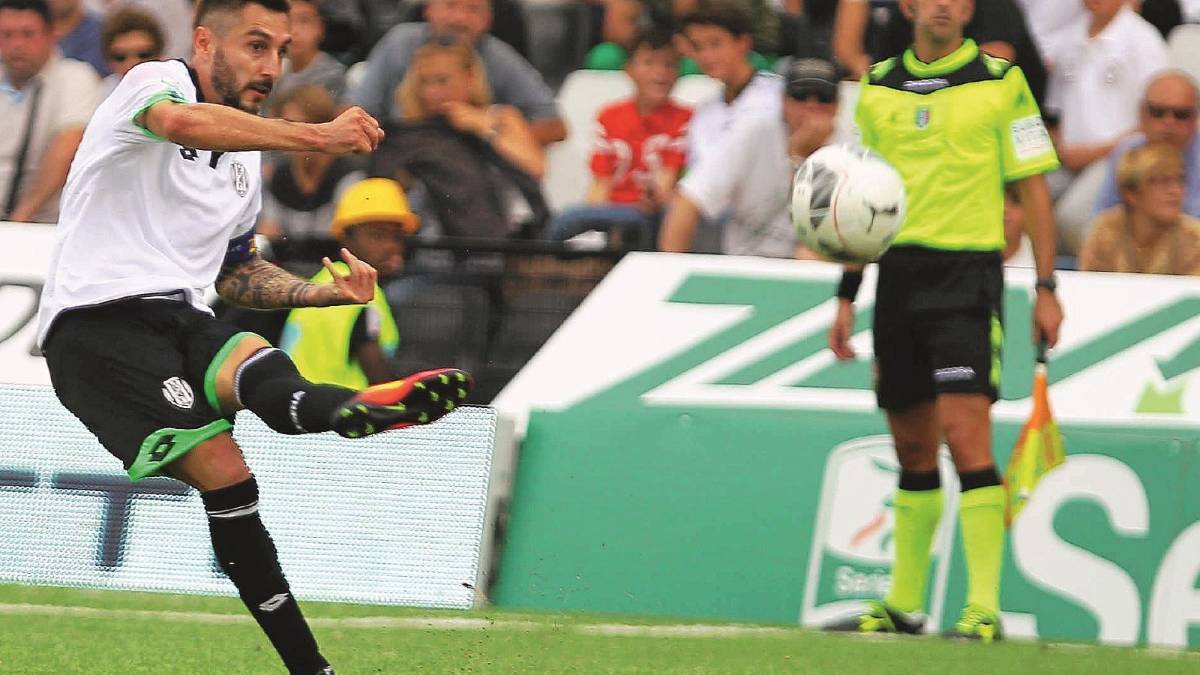 Cesena raggiunto dall'Ascoli all'ultima curva
