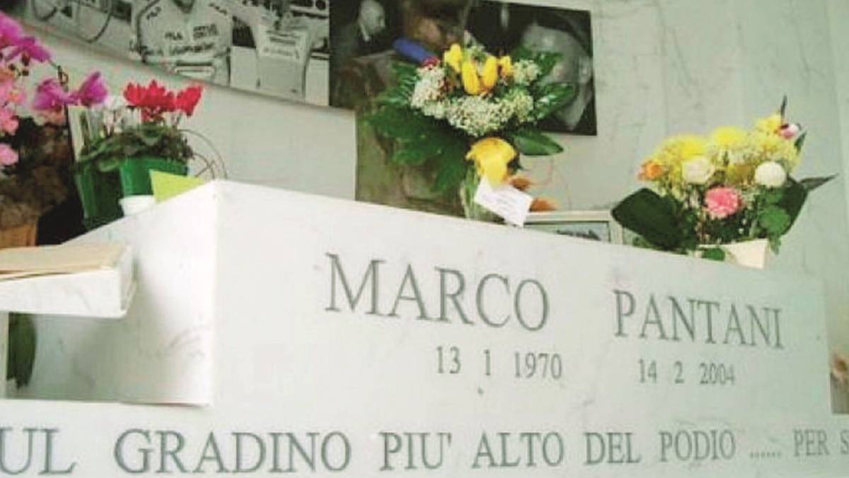 Pantani, il procuratore Giovagnoli si assegna l'inchiesta dopo averla aperta