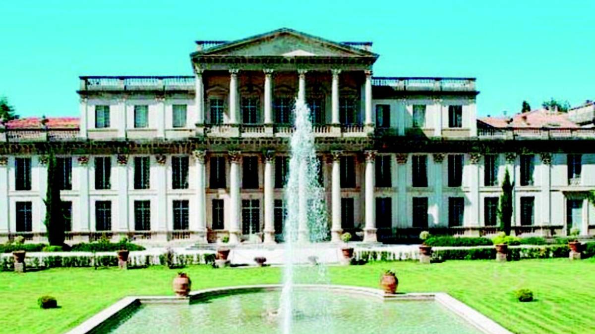 Villa Des Vergers in vendita per dodici milioni