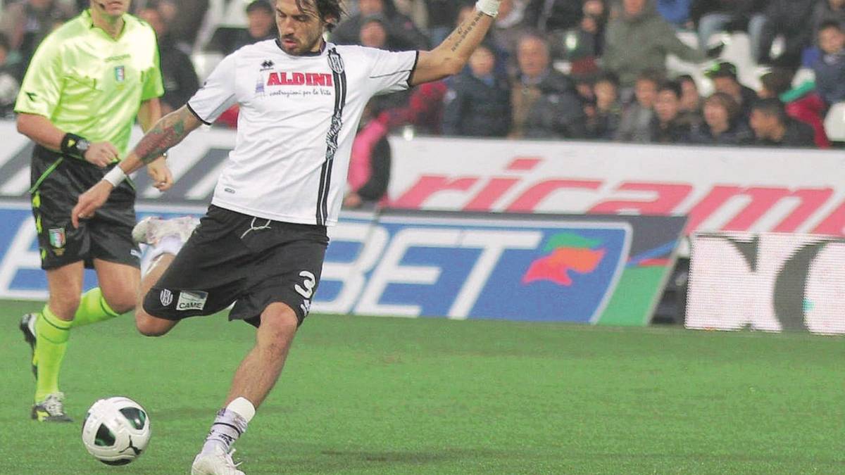 Il Cesena non molla Cascione