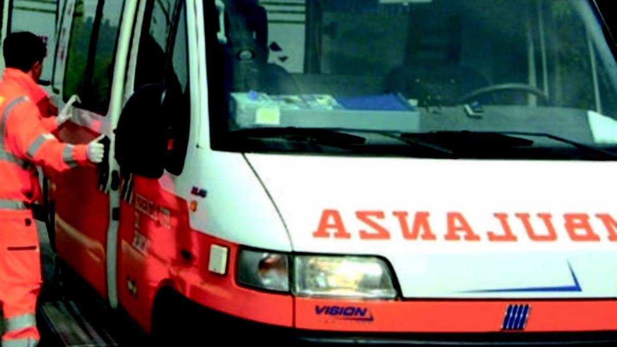 Con l'auto nella scarpata, grave 65enne di Cesena dopo volo di trenta metri