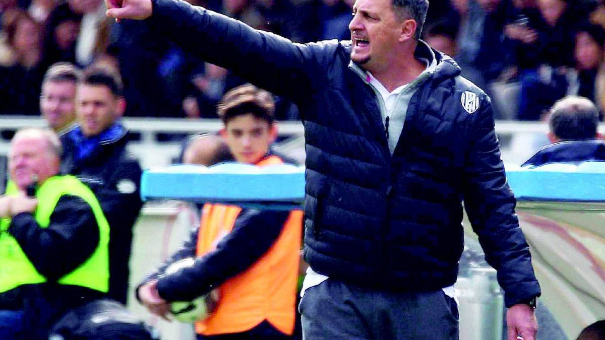 L'Ascoli ha presentato un esposto contro Camplone
