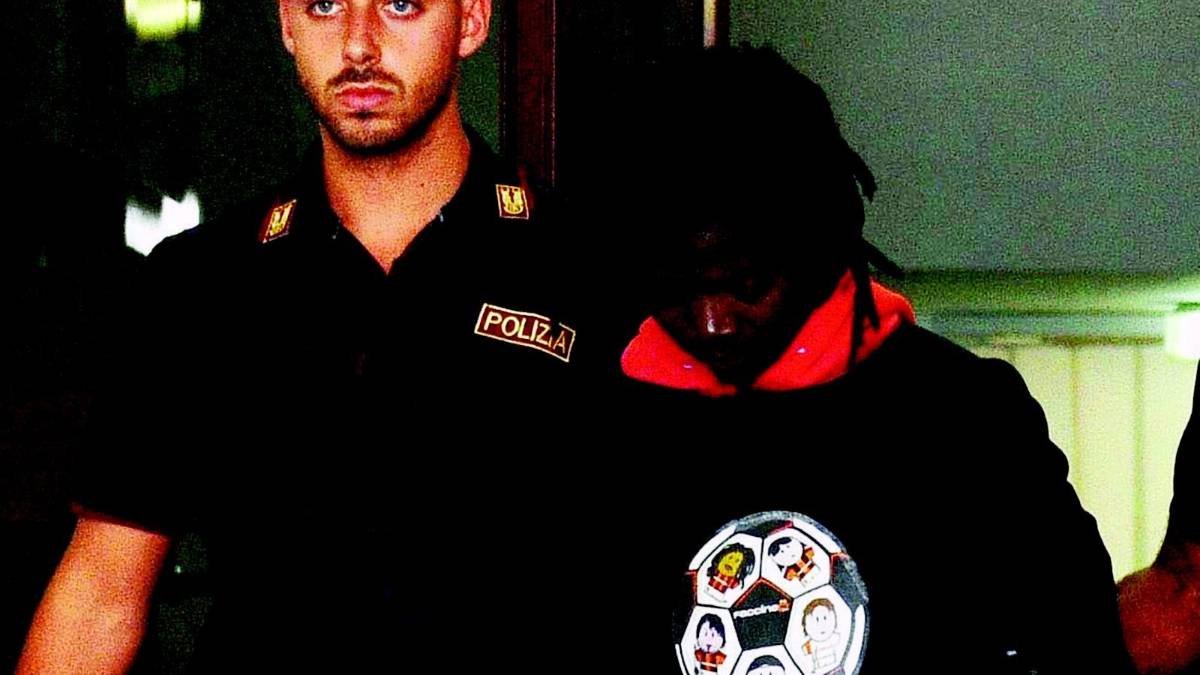 «Mi ha dato lei il numero e chiesto droga, ma non abbiamo avuto nessun rapporto»