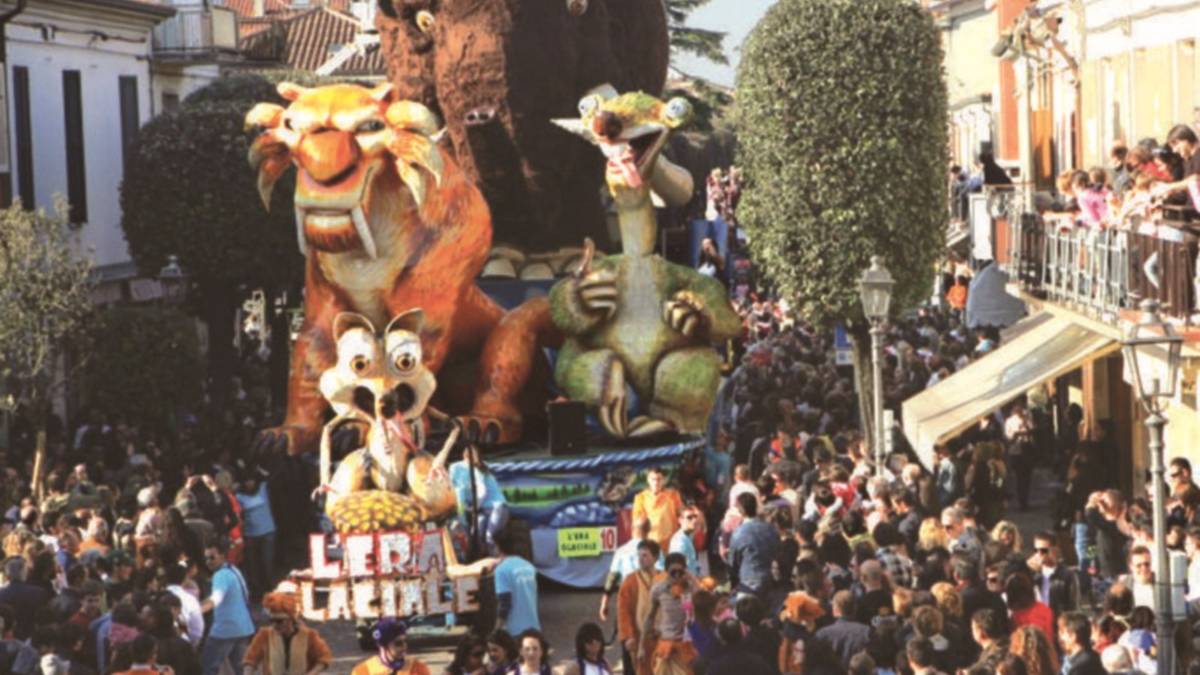 Gli strali del parroco contro il Carnevale