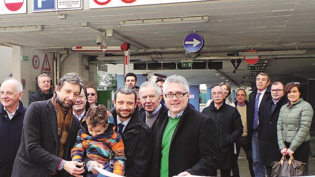 Italo Flori, inaugura il parcheggio