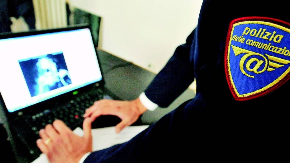 Vendetta porno dell'ex su Facebook