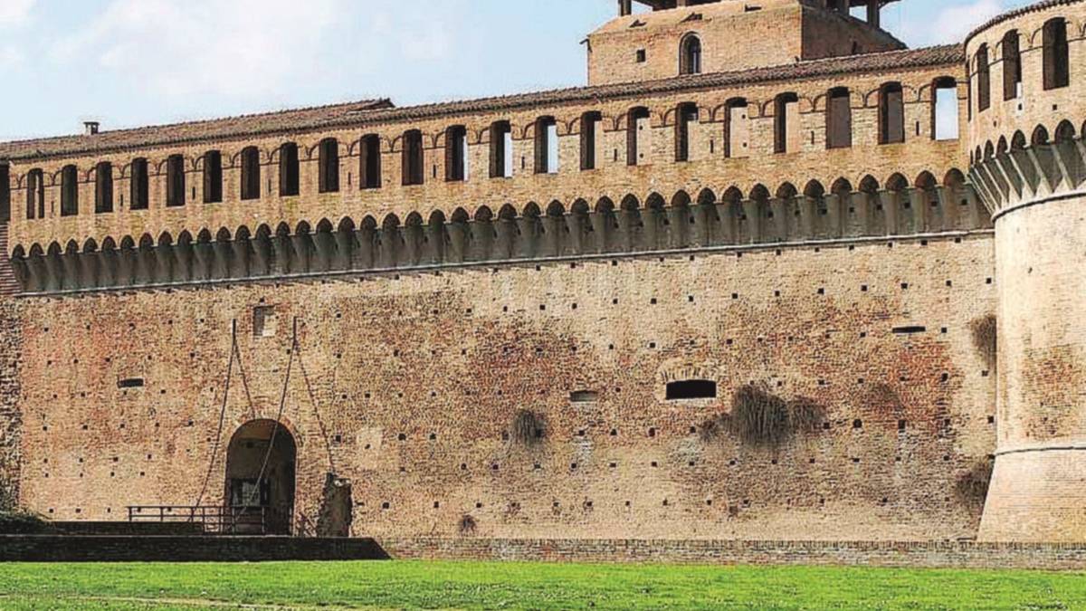 Cinema, cercasi un gestore unico