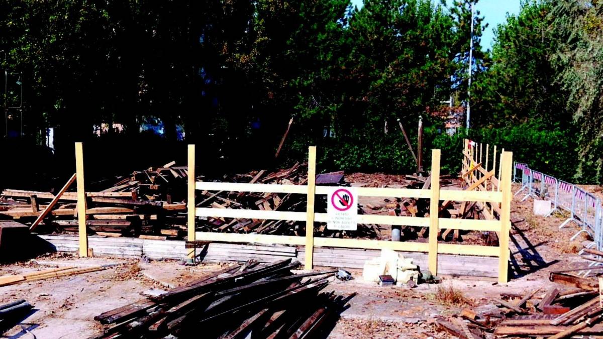 Demolizione alla Sangiovesa al mare: «Azione eccessiva, vogliamo il risarcimento»