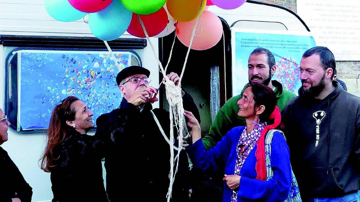 Centinaia di Sinti oggi fanno festa in centro