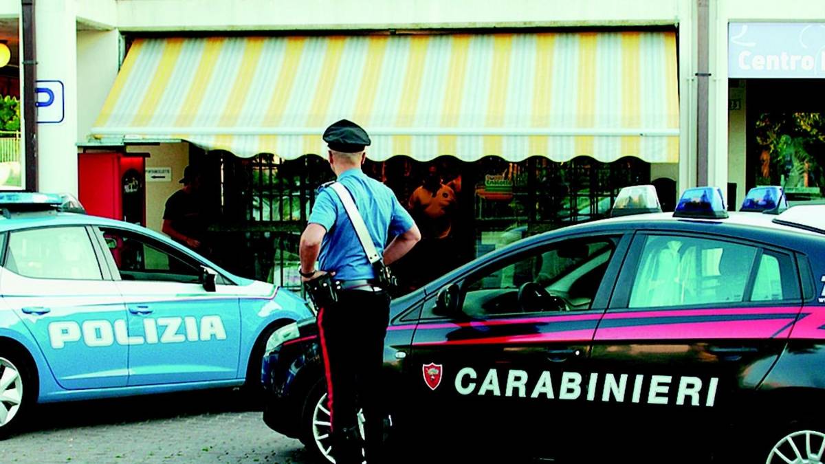 Brutale rapina in una tabaccheria
