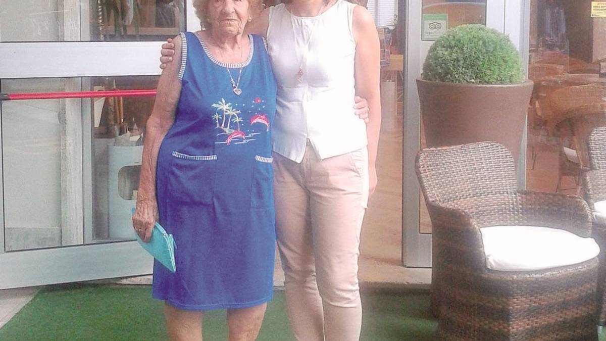 A 99 anni in vacanza da sola