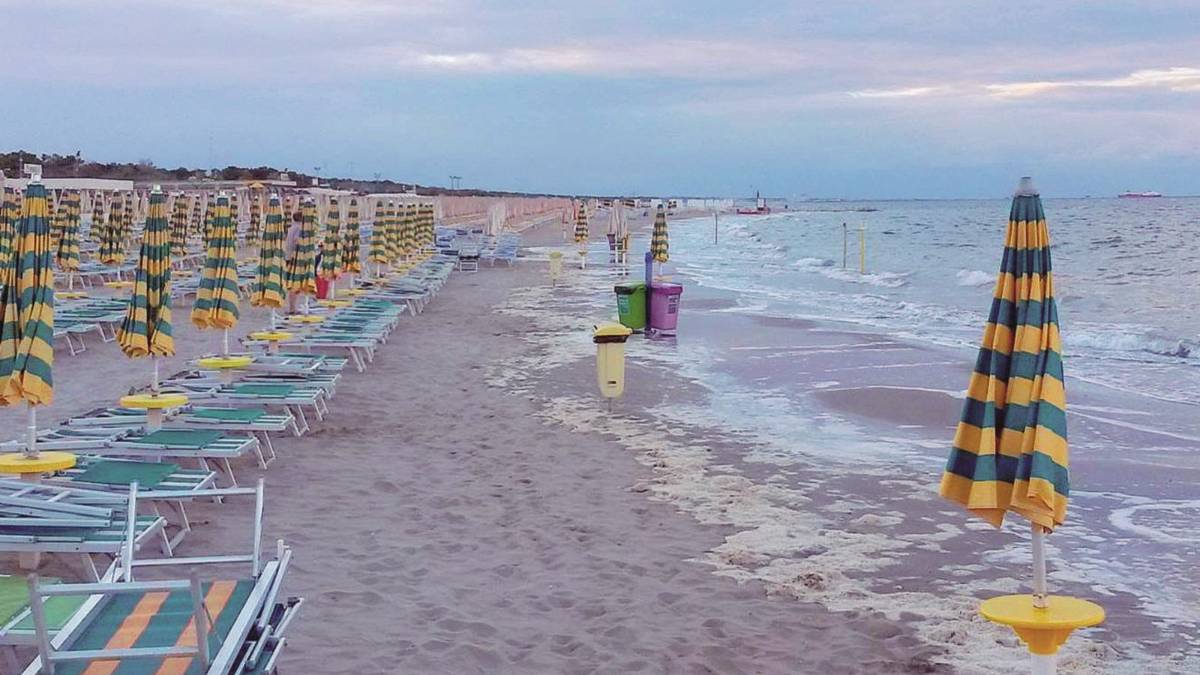 Punta Marina, divieto temporaneo di balneazione
