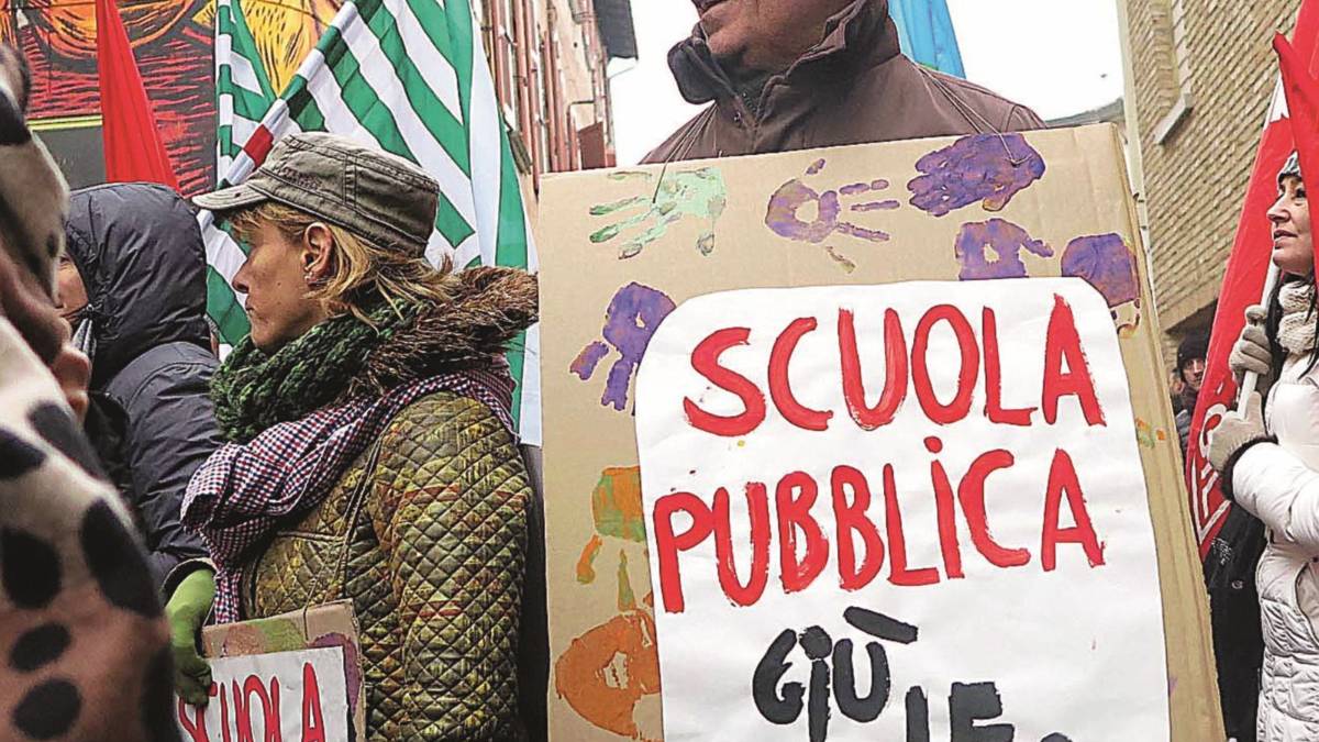 «Asili ai privati, silenzio sul bando»